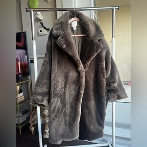 H&M Brown Faux Fur Oversized Coat Size XXL
